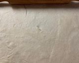 Foto del paso 4 de la receta: Masa de bollitos salados o empanadas