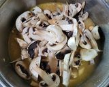 Foto del paso 3 de la receta: Risotto de pollo y hongos