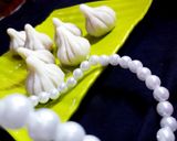 A picture of step 6 of Mawa modak.