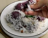 Foto langkah ke 8 dari resep Klepon Ubi Ungu.