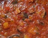 Φωτογραφία βήματος 2 της συνταγής Pasta con pomodoro 🍅e tonno της Ασημένιας, σάλτσα ντομάτας πολυμορφική, Με ό,τι έχει το ντουλάπι!🍝