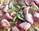 Foto del paso 4 de la receta: Costillas de cerdo con🍜🍖 frejoles