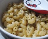 Foto langkah ke 4 dari resep Simple Mac & Cheese.