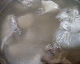 A picture of step 2 of Chicken Yahkni Pulao.