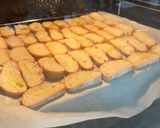 Foto del paso 4 de la receta: Tostones de Pan con Aceite y Sal
