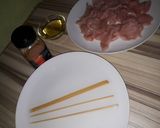 A picture of step 1 of Chicken suya skewers.