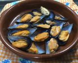 Foto del paso 4 de la receta: Mejillones en salsa