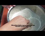 Foto langkah ke 1 dari resep Roti sosis tanpa ulen tanpa mixer lembut recomended.