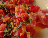Foto del paso 6 de la receta: Ensalada de tomate, pimiento rojo, rúcula con mayonesa de zanahoria y Agua de Mar