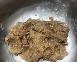 तिल मावा रोल (Til mawa roll recipe in Hindi) रेसिपी चरण 5 फोटो