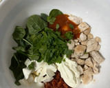 Foto del paso 3 de la receta: Wrap de pollo con mozzarella y chorizo