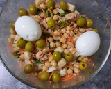Foto del paso 3 de la receta: Ensalada de Garbanzos con tiras de pollo asado