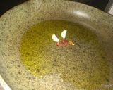 Foto del passaggio 3 della ricetta Tagliolini alle vongole e zucchine "ammuddicati"
