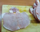 Sajttal, sonkával töltött rántott karaj recept fázis 1 fotója