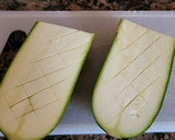 Foto del paso 1 de la receta: Calabacín gratinado con hummus y queso