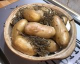Une image de l'étape 6 de Pommes de terre au diable à l'ail et au thym.