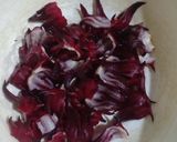 Foto langkah ke 1 dari resep Sirup Rosella.