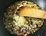 A picture of step 2 of Kadai paneer.