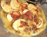 A picture of step 3 of Masala egg fry.