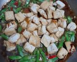 Foto langkah ke 4 dari resep Tumis Tahu Buncis.