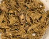 Foto del passaggio 2 della ricetta Tagliatelle ai funghi pineroli