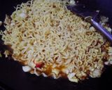 Foto langkah ke 4 dari resep Seblak mie nyemek sederhana.