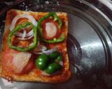 ब्रेड पिज़्ज़ा (Bread pizza recipe in hindi) रेसिपी चरण 3 फोटो