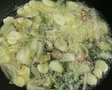 Foto langkah ke 3 dari resep Perkedel kentang praktis.