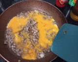 Foto langkah ke 2 dari resep Oseng telur daging (start 1Y+).