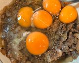 Foto langkah ke 3 dari resep Martabak Telur Daging Sapi.