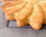 Une image de l'étape 7 de Gâteau madeleine de Christophe Michalak.