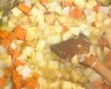 Foto del paso 3 de la receta: Crema de verduras y manzana con Yakiniku y Tosta con Anchoas