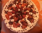 Foto del paso 10 de la receta: Tarta de Frutillas y crema! Súper Fácil!!