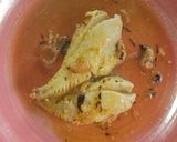 Foto del paso 4 de la receta: Gallineta en salsa de azafrán