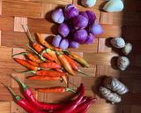 Foto langkah ke 3 dari resep Ayam Woku/Kemangi pedas.