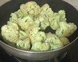 A picture of step 2 of Kashmiri: Wazwan Cauliflower Yakhni.