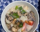 Foto langkah ke 3 dari resep Jamur Kancing Kuah Bening.