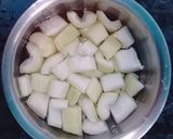 சுரைக்காய் குருமா (Suraikkaai kuruma recipe in tamil) ரெசிபி ஸ்டேப் 1 புகைப்படம்