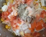 A picture of step 4 of Mexican salad.