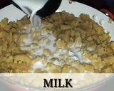 A picture of step 4 of Moong dal halwa.