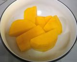 Foto langkah ke 2 dari resep Matcha Latte Topping Cream Double Mango.