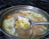 Foto langkah ke 3 dari resep Sup bakso makaroni.
