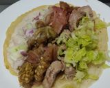 Foto del paso 10 de la receta: Wrap🌯de berenjenas tatemadas🌮, carne de cerdo🍖 y aderezo de yogur🍆🥙🥩