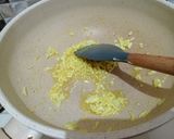 Foto langkah ke 2 dari resep Spaghetti Carbonara.