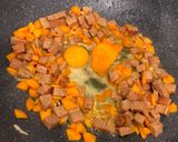 Gambar langkah 2 resipi Spam Chili Oil Fried Rice.