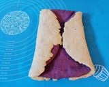Foto del passaggio 4 della ricetta Pane alle rose con barbabietola e olio evo