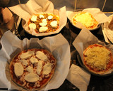 Foto del paso 3 de la receta: 4 pizzas 4
