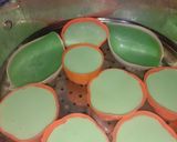 Foto langkah ke 5 dari resep Kue Mawar Mutiara.