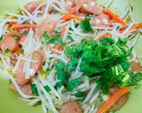 臘腸清炒豆芽菜的食譜步驟2照片