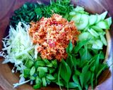 A picture of step 2 of Fresh Indonesian Salad (Trancam).